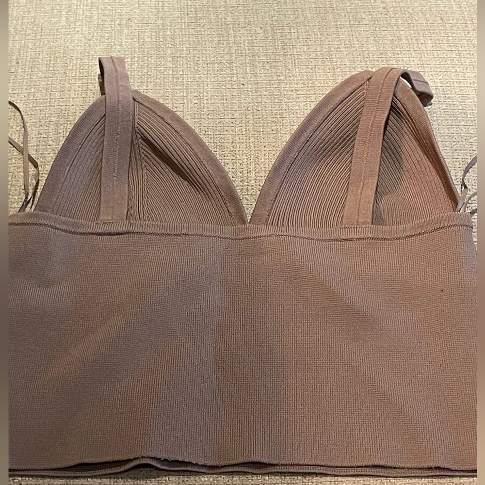 ZARA Ribbed ‘Sculpt-Knit’ Top - Picture 2 of 4